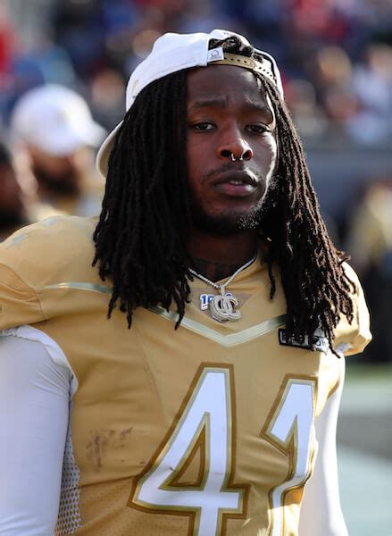 alvin kamara chanel chain|alvin kamara wearing necklace.